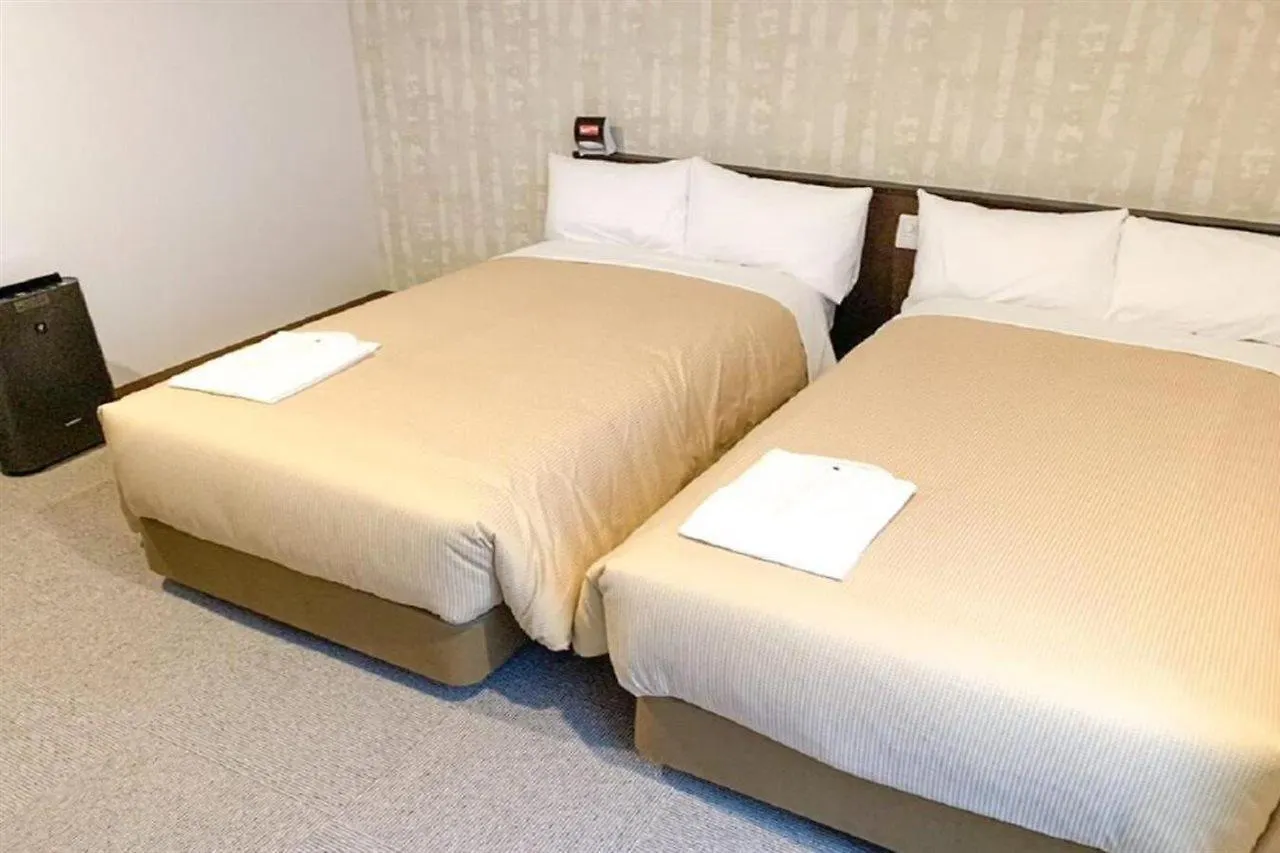 Hotel Livemax Kyoto Nijojonishi 3*,  Japan